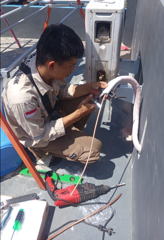 Layanan Perawatan & Perbaikan AC